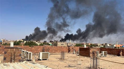 US evacuates diplomats, shuts embassy in violence-torn Sudan